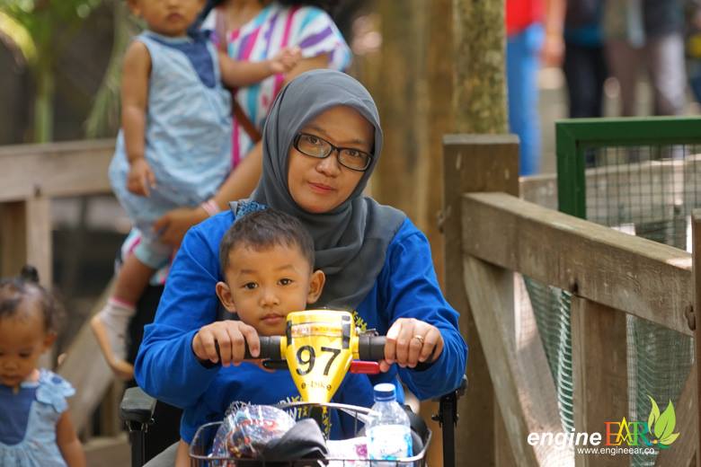 S0 Family ( Lakinya yang moto )